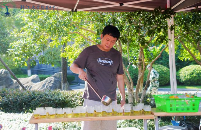 杭州有家长“捏了把汗”新葡京本周密集启动！(图3)