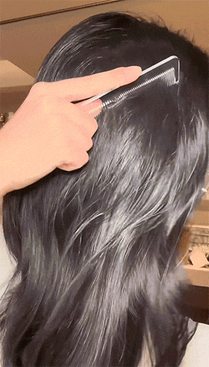 ？10分钟轻松养成女明星「绸缎发」澳门新葡京洗完头自然风干还是吹干好(图18)